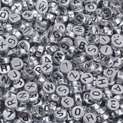 Miniatura 6 de 900 cuentas acrílicas doradas de letras del alfabeto, letras coloridas del alfabeto, cuentas de cubo negro para pulseras de la amistad y regalos