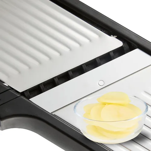 Miniatura 14 de Restaurantware Rebanadora de mandolina ajustable de acero inoxidable, cortador de verduras estándar alemán con protector de cuchilla, incluye