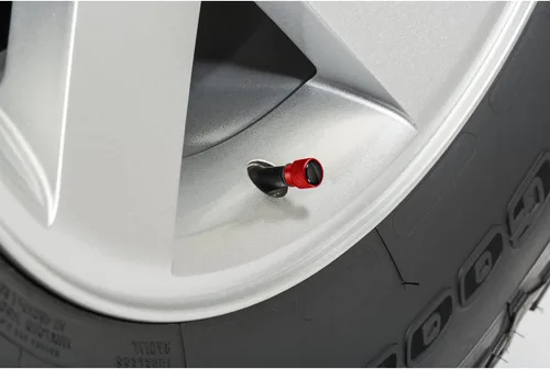 Miniatura 2 de iPick Image Tapones de válvula de neumático de aluminio negro sobre rojo para Dodge Scat-Pack a todo color, con licencia