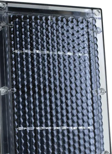 Miniatura 2 de Wildgame Innovations Cargador de Batería de Panel Solar Edrenaline para Alimentador de Ciervos al Aire Libre
