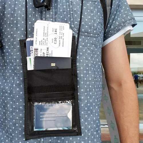 Miniatura 9 de Specialist ID Paquete de 2 carteras para pasaporte de viaje, ventana de exhibición de 4 x 3, cordón ajustable con ranuras para bolígrafo y 3