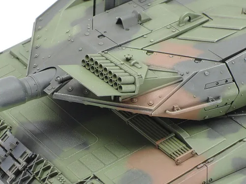 Miniatura 3 de Tamiya 35271 Leopard 2 A6 Tanque de batalla principal de juguete