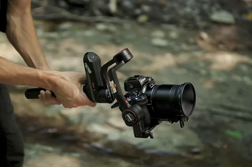 Miniatura 12 de Nikon Z 6II con lente de zoom Versátil cámara híbrida de fotograma completo sin espejo para fotos/vídeo con lente de 24-70mm f/4 Modelo Nikon USA