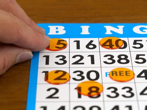 Miniatura 4 de Regal Bingo Chips de bingo de plástico, 500 piezas, juego de fichas transparentes transparentes para juegos de mesa y contadores de matemáticas
