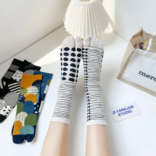 Miniatura 5 de Calcetines de dedo del pie para mujer, calcetines con estampado de chanclas, calcetines cálidos Tabi, calcetines de dos dedos del pie, 5 pares