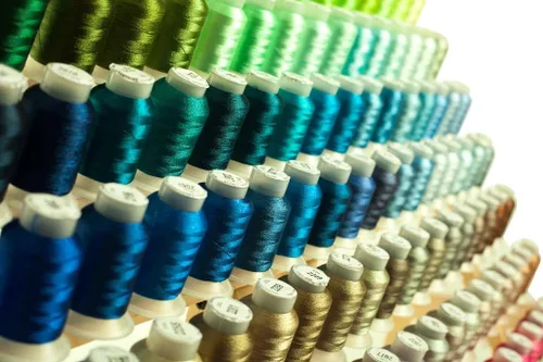 Miniatura 4 de Embroidex, kit de 260 bobinas de hilo para máquina.