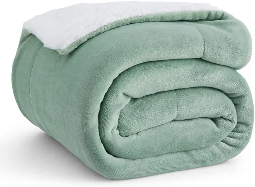 Miniatura 22 de Bedsure GentleSoft - Manta de forro polar Sherpa para sofá, manta de Navidad gruesa y cálida para invierno, manta de felpa suave y esponjosa como