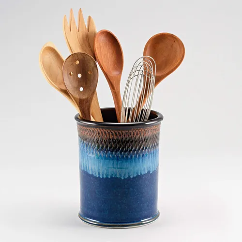 Georgetown Pottery Soporte para utensilios de cocina hecho a mano, Hamada y azul, fabricado en EE. UU., organizador de utensilios de cerámica