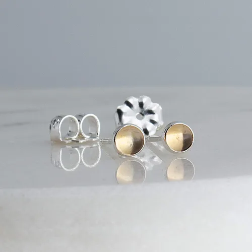 Miniatura 37 de Aretes pequeños de plata de ley para cartílago, tragus, hélix, múltiples piercings hipoalergénicos, piedra natal para mujer, juego de bisel