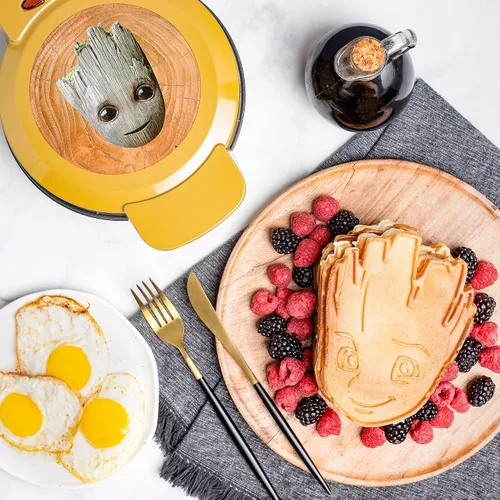 Miniatura 4 de Uncanny Brands Marvel Deadpool Waffle Maker - Merc With a Mouth on Your Waffles- Plancha para gofres