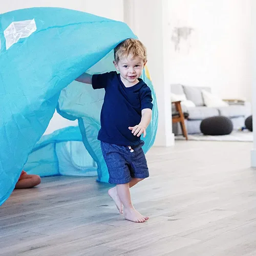 Miniatura 7 de AirFort - Fuerte inflable para niños, se construye en 30 segundos, tienda de campaña para jugar a partir de 3 años (pelota de playa azul)