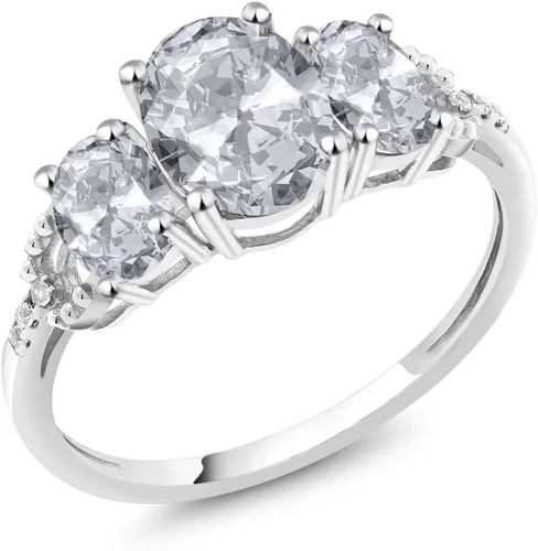 Miniatura 7 de Anillo de compromiso ovalado de oro blanco de 10 quilates con piedra natal y topacio blanco de 3 piedras con detalles de diamante Centro de 0.315