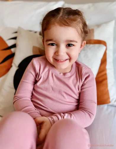 Miniatura 2 de moimoln Pijama de bambú de algodón viscosa acanalado sólido para bebés niños y niñas, ajuste cómodo, conjunto de 2 piezas