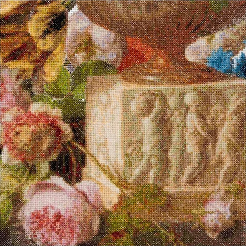 Miniatura 2 de Thea Gouverneur - Kit de punto de cruz contado - Naturaleza muerta con un jarrón de alabastro - Aida Black - 18 unidades - para adultos - Hilos