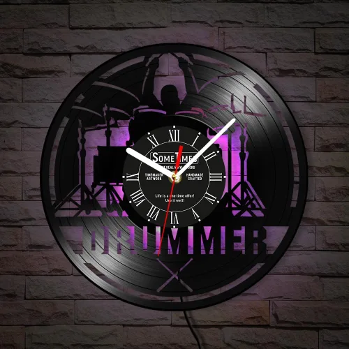 The Geeky Days Reloj de pared con nombre personalizado, 7 colores cambiantes, reloj de pared de vinilo con luz nocturna LED, reloj de pared,