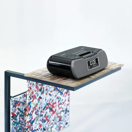 Miniatura 4 de Sangean RCR-20 Radio reloj AM/FM con Bluetooth, entrada auxiliar, carga de teléfono USB, sintonización digital, respaldo de batería, negro