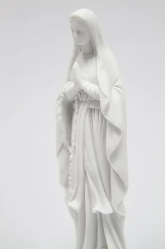 Miniatura 6 de Vittoria Collection Escultura italiana de estatua de Nuestra Señora de Lourdes Virgen María Bendita Madre de Lourdes hecha en Italia