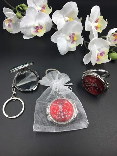 Miniatura 2 de (12) New Quinceañera Recuerdos. My Sweet 15 Princess Celebration Gifts Red Silver Plate Mirror Llavero Set de recuerdos de fiesta con bolsas