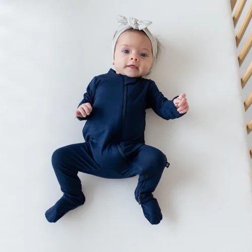 Miniatura 8 de KYTE BABY Pies unisex con cierre de cremallera, rayón hecho de bambú, 0-24 meses
