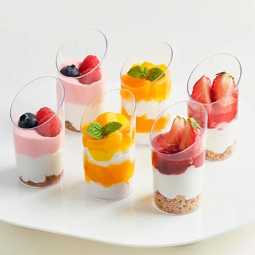 Miniatura 4 de Paquete de 100 mini tazas de postre con cucharas, vasos de plástico transparente de 2.2 onzas para parfait reutilizables, vasos pequeños para servir