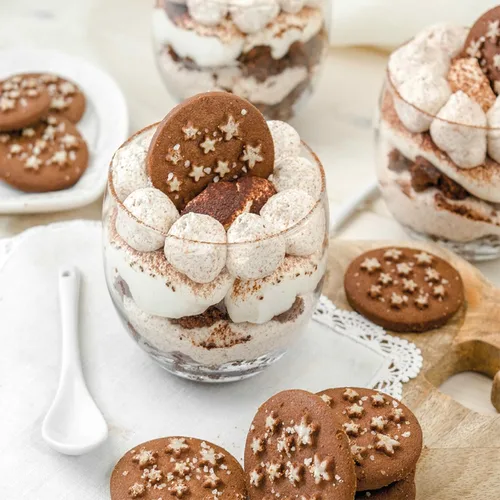 Miniatura 6 de Mulino Bianco Pan di Stelle 12.35oz (350g) - Auténticas galletas italianas de cacao con chocolate y estrellas de azúcar - Perfecto compañero