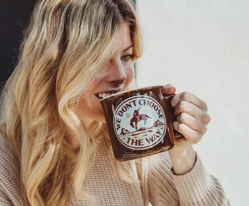 Miniatura 6 de Silver Buffalo Yellowstone We Don't Choose The Way - Taza de café grande para café expreso, té, cacao, capacidad para 20 onzas