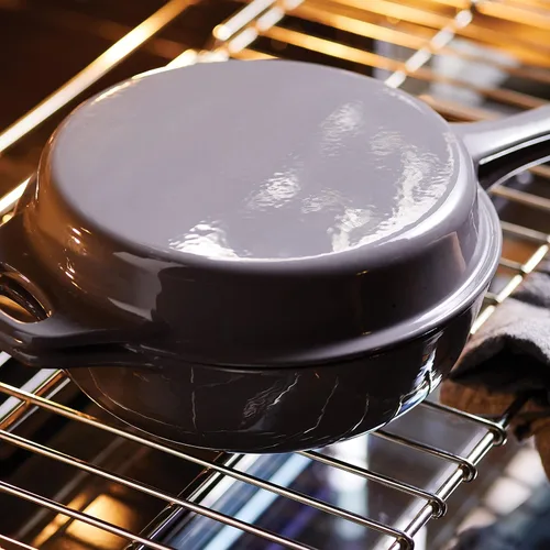Miniatura 2 de Rachael Ray Horno holandés 3 en 1 de hierro fundido esmaltado con sartén/salteado, 4 cuartos de galón, gris