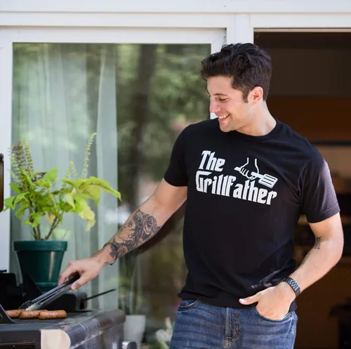 Miniatura 5 de The Grillfather Camiseta divertida para hombres, para papá, abuelo, camiseta divertida para carne asada, humor para hombres