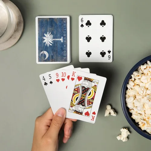 Miniatura 2 de Lantern Press Carolina del Sur, bandera rústica del estado (52 cartas de juego, baraja de cartas de tamaño póquer con comodines)