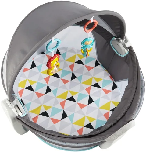 Miniatura 9 de Fisher-Price Moisés Portátil On-The-Go Baby Dome, Espacio de Juego de Viaje con Juguetes de Desarrollo para Recién Nacidos y Toldo, Windmill