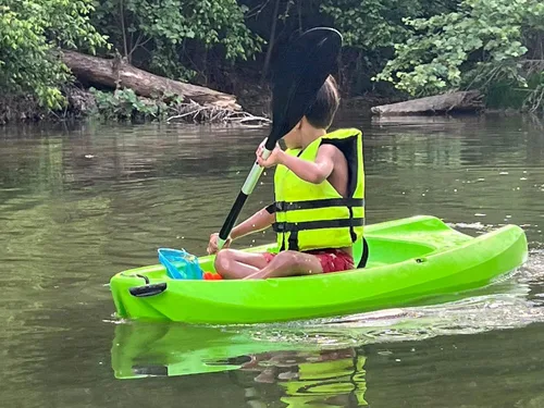 Miniatura 9 de Kids Kayak Paddle for River Tubing and Water Adventures Double-Sided Oars Ideal for Young Paddlers or on River Runs, Lakes, and Streams Negro