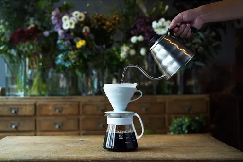 Miniatura 2 de Hario V60 - Juego de café de cerámica, tamaño 02, color blanco