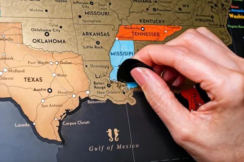 Miniatura 3 de Dos mapas para rascar: mapa del mundo de 17 x 24 pulgadas + mapa de Estados Unidos - Pósteres de viaje de lujo - Países coloridos, Estados de EE.UU.