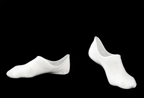 Miniatura 3 de IDEGG Calcetines invisibles para mujeres y hombres, 12 pares de calcetines atléticos antideslizantes de corte bajo casuales con antideslizantes
