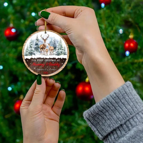Miniatura 16 de Adorno personalizado para la primera Navidad del bebé 2025 con nombre personalizado, lindo oso en la luna, adornos redondos, regalo de primer