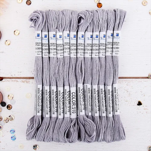 Miniatura 29 de 12 madejas ThreadArt Premium de hilo de bordar de algodón egipcio de fibra larga Gris antiguo 6 hilos divisibles de 8.75 yardas cada uno