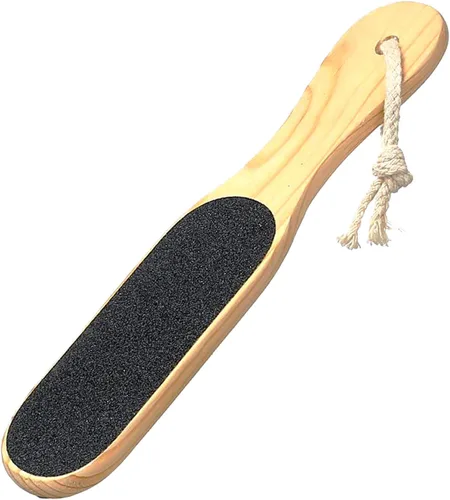 Lima de pie y removedor de callos.La mejor herramienta de superficie de pedicura para el cuidado de los pies para eliminar la piel dura. Se puede