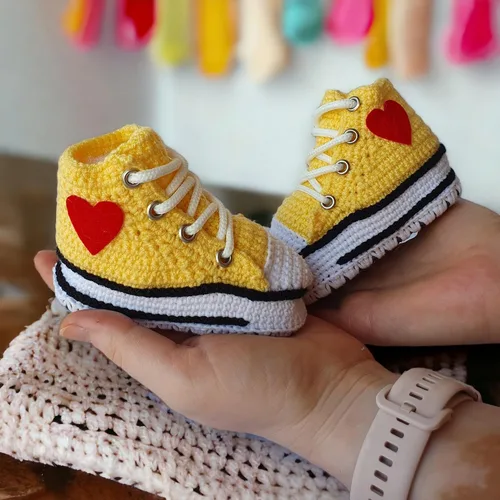 Miniatura 2 de Handmade Yellow Crochet Baby Sneakers Booties, Unique Gender-Neutral Newborn Socks, Customizable Baby Shower Gift, Custom Baby Gifts, Baby Girl/Boy