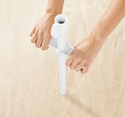 Miniatura 6 de Sombrilla de playa al aire libre de 6.5 pies con anclaje de arena, inclinación y protección solar UV50+, ligera y portátil, perfecta para playa