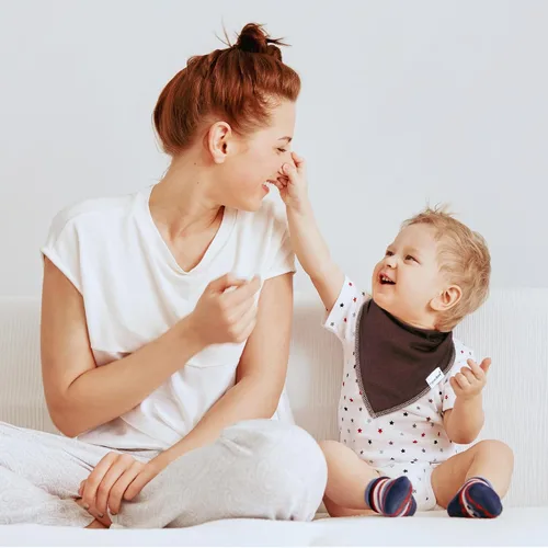 Miniatura 8 de Baberos tipo bandana para bebés para niños y niñas, súper suaves, unisex, paquete de 12 baberos de algodón orgánico absorbentes para dentición