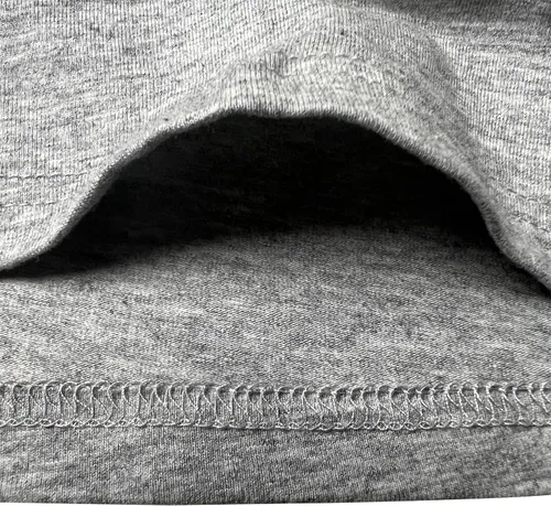 Miniatura 2 de Lindas camisetas con cuello en V para mujer