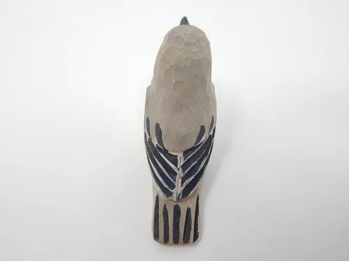 Miniatura 3 de Selsela Adorno colgante hecho a mano de ruiseñor, figura de pájaro de madera tallada a mano, escultura de vida silvestre artesanal, decoración