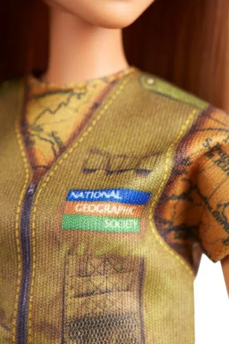 Miniatura 4 de Barbie Muñeca fotoperiodista, morena, inspirada en National Geographic para niños de 3 a 7 años
