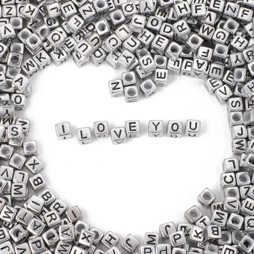 Miniatura 3 de 1000 piezas de cuentas de letras acrílicas redondas o cuadradas, número 4x7mm, cuentas de alfabeto A-Z, cuentas para pulseras de la amistad, kit