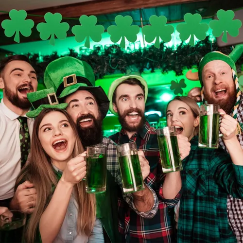 Miniatura 5 de MixTeach 200 recortes de trébol del día de San Patricio de 4 pulgadas con forma de trébol de papel verde de 3 hojas troqueladas para fiesta