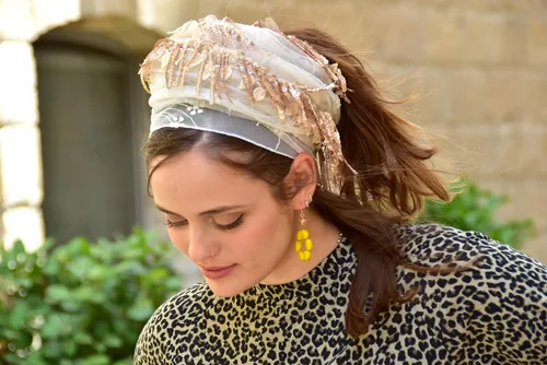 Miniatura 3 de Wedding White Gold Tichel, Hair Snood, Head Scarf, Head Covering, Jewish head covering, Scarf, Bandana, Apron
