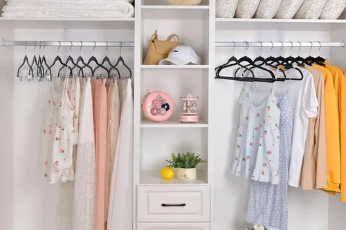 Miniatura 2 de Quality Hangers Paquete de 20 perchas de plástico para ropa, perchas delgadas sin terciopelo con gancho cromado giratorio de 360° y muescas