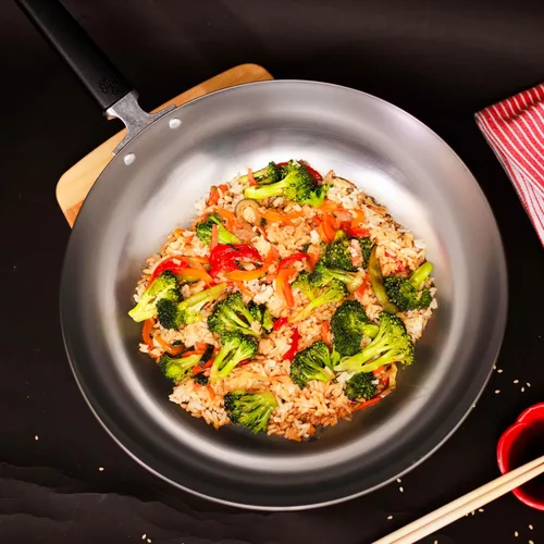 Miniatura 7 de JOYCE CHEN Serie Profesional Sartén Wok de Acero al Carbono de 12 Pulgadas con Mango Fenólico