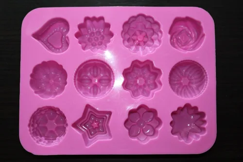 Miniatura 3 de Molde de silicona para tartas de chocolate y dulces artesanales de 12 flores