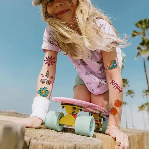 Miniatura 3 de CHARLENT Tatuajes temporales hippie para niños, 79 piezas Groovy 70s Flower Power Peace and Love Tattoos para niños y niñas, suministros de fiesta